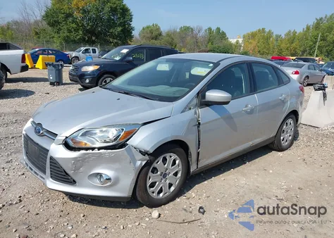 2012 Ford Focus Se z USA, uszkodzony, nr VIN 1FAHP3F29CL463613